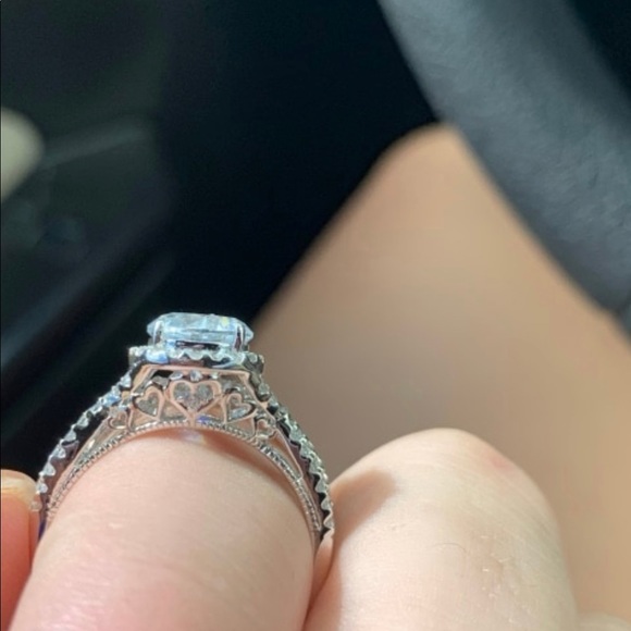 Wedding ring set - Picture 2 of 3